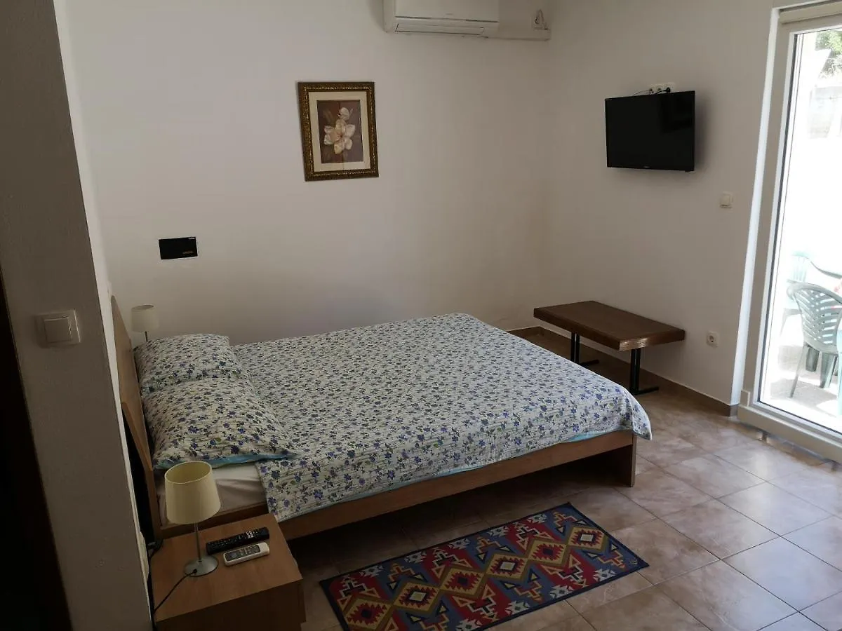 Villa Kanata Povile Guest house