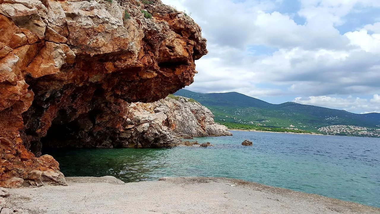Guest house Villa Kanata Povile